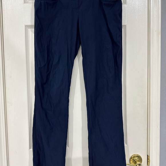 Apt. 9 Pants - Apt. 9 Navy Blue  Petite Pants Size 6 P with elastic waist.